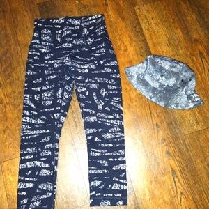 Woman's Lululemon leggings size 4 and hat size s/m